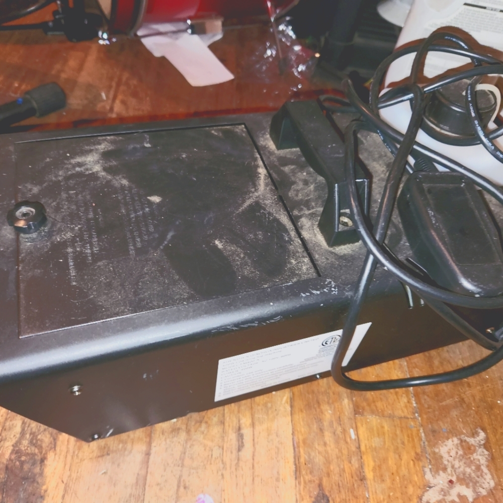 Fog machine w remote